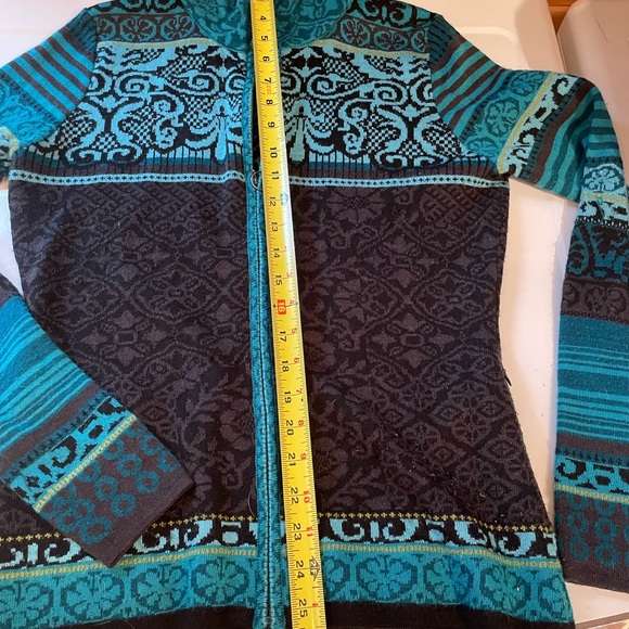 Icelandic Design Women's Wool Blend Nordic Fair Isle Zip Up Cardigan Sweater - Picture 7 of 7